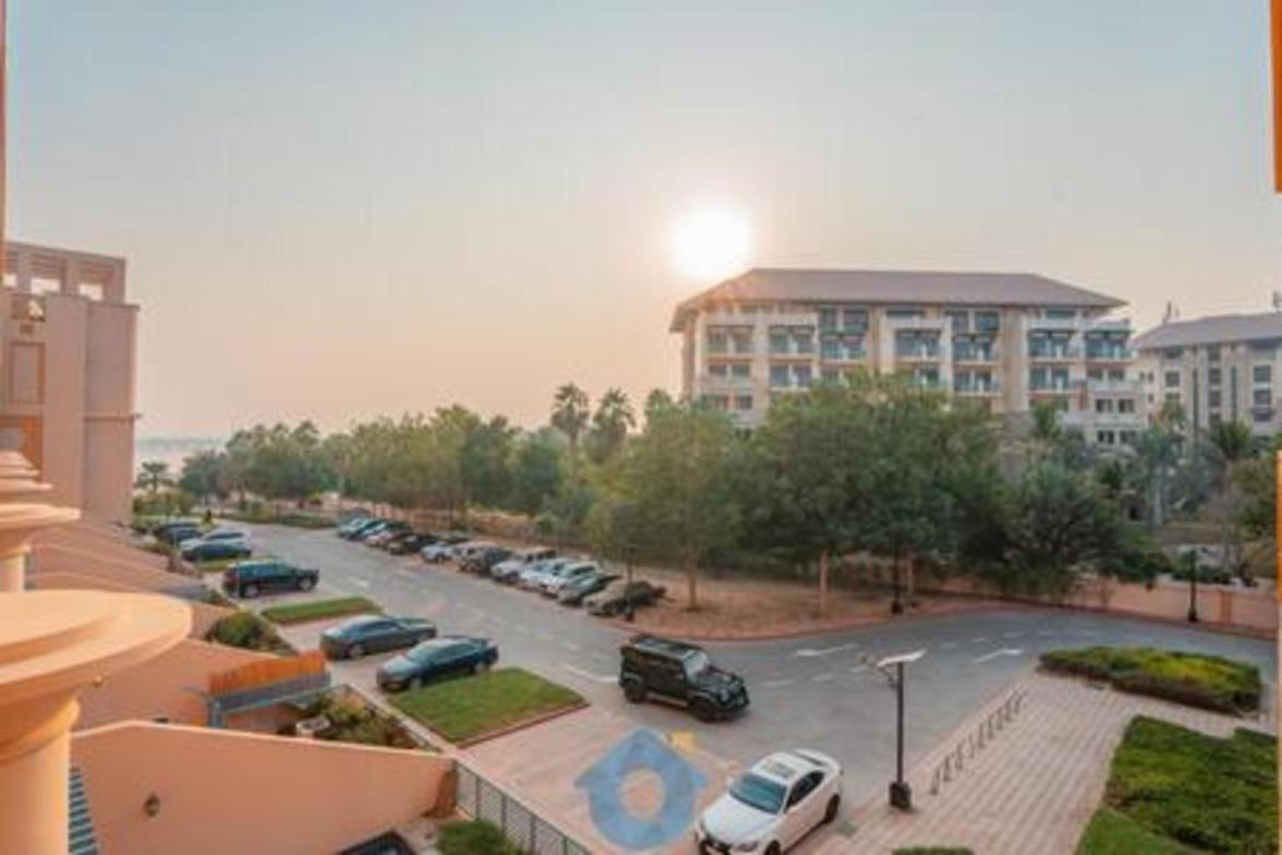208sa Elegant 1-br In Palm Jumeirah Apartment Dubai